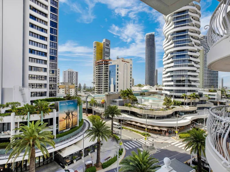 Phoenician Resort the heart of Broadbeach