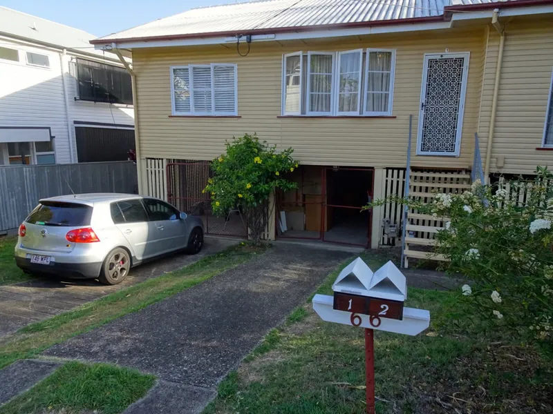 Spacious Unit in Great Location