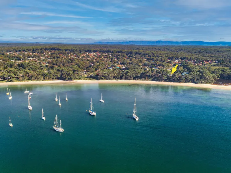 Easy, low maintenance townhouse, literally 50 metres from Jervis Bay!