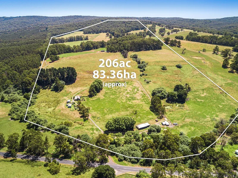 Country Lifestyle with Productive Farming 83.36 Ha (206 acres) approx.