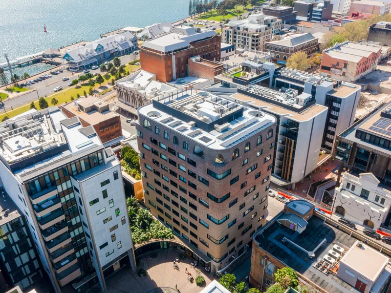 Luxury Living with Breathtaking Water Views in Newcastle CBD 