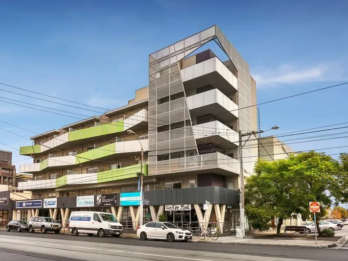 Modern, neat, tidy and conveniently located