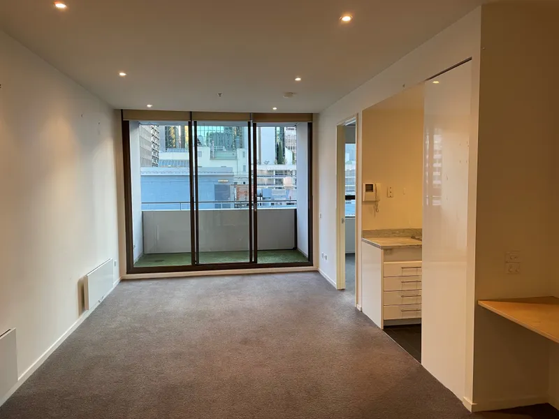 OVERSIZED TWO BEDROOM WITH BALCONY AND CARSPACE