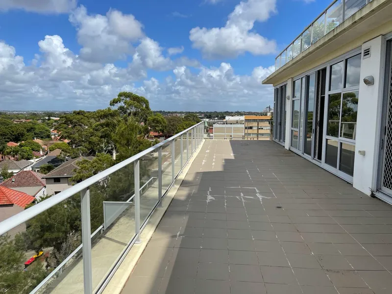 Extra Large Balcony with Suburban Views 