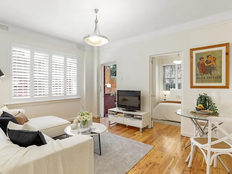 Contemporary style apartment in parkside setting