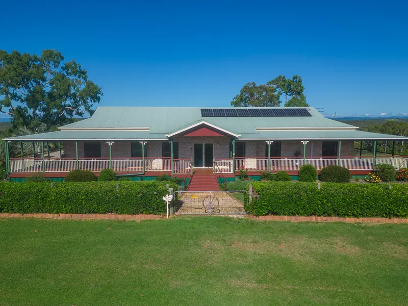 Greenhill Manor is now ready for a new family / families to enjoy her beauty.