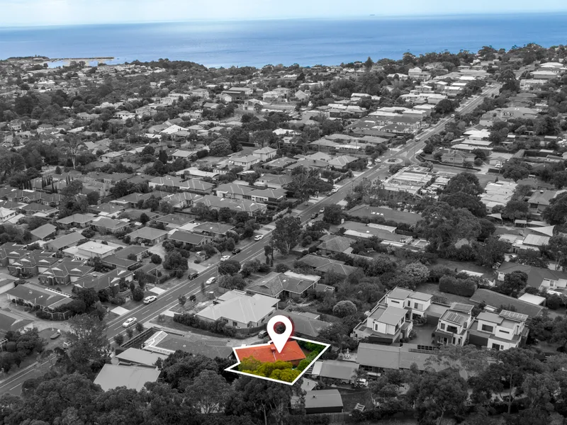 PREMIUM SPOT-BEACHSIDE MORNINGTON!