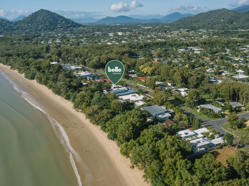 Contemporary Home - 1,650m2 of Absolute Beachfront