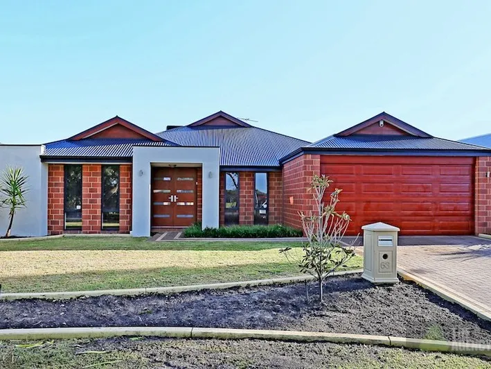 PLEASE CLICK ON THE BOOK NOW BUTTON FOR INSTANT BOOKING TO VIEW TIMES!