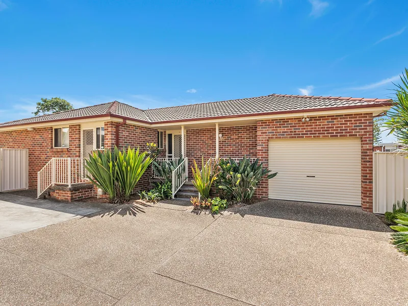 4/54 PUR PUR AVENUE, LAKE ILLAWARRA