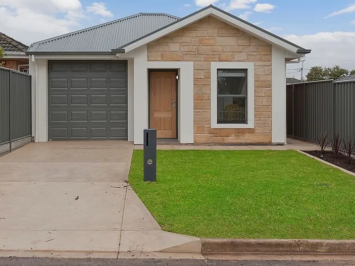 Beautifully Presented Home in Top Location