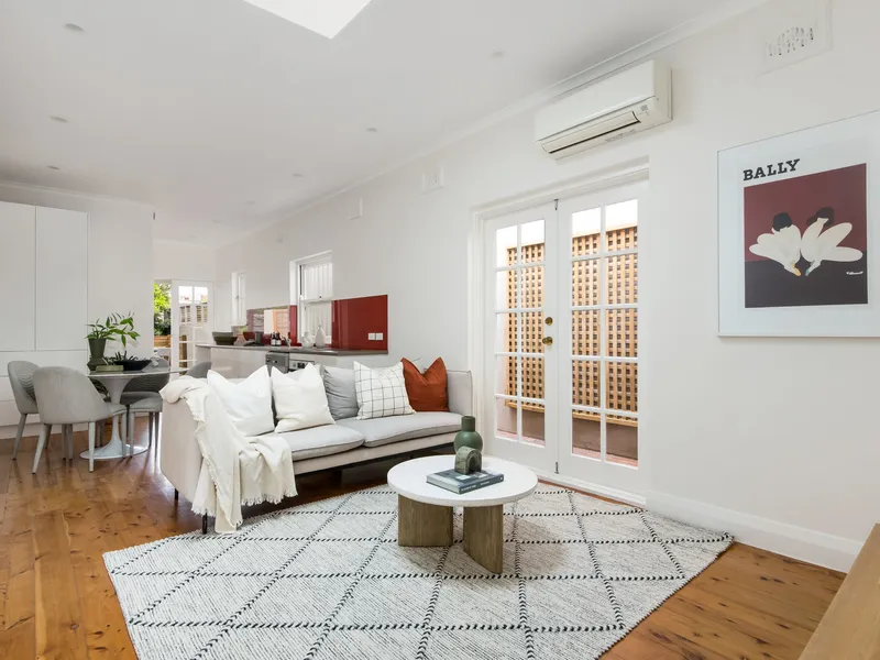 Character & privacy just minutes from the CBD