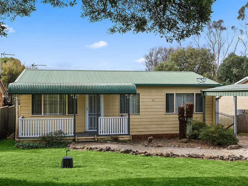 Located in lovely quiet street in the beautiful township of Robertson.