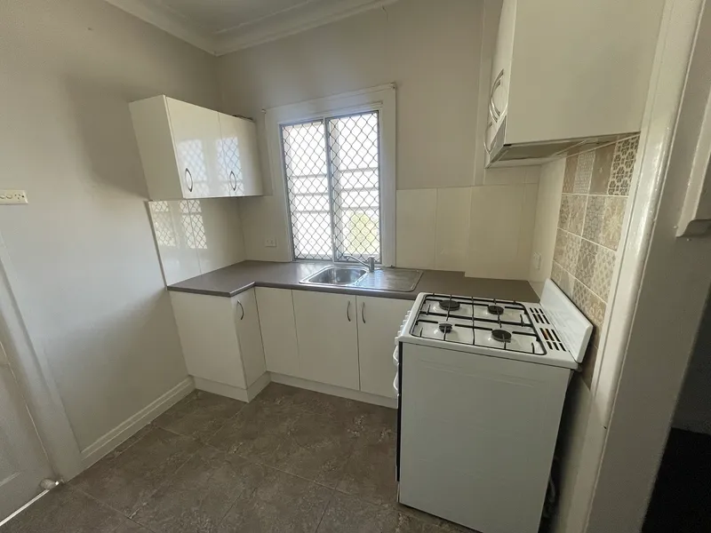 One Bedroom Unit in Perfect Location