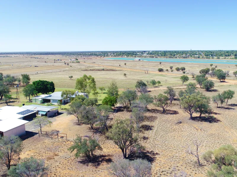 Picturesque Panorama of Barcaldine