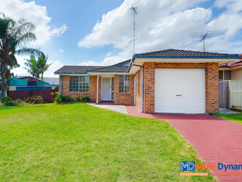 Perfect single storey home close to train station, school and shopping mall.