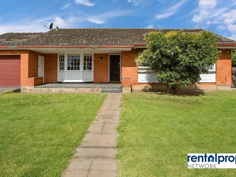 THREE BEDROOM HOME IN POPULAR SUBURB