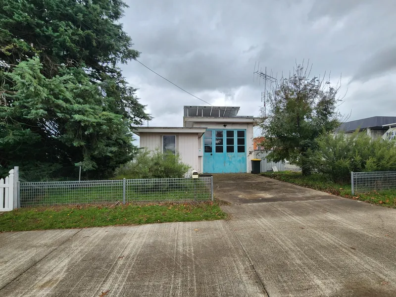 GROUND LEVEL STUDIO APARTMENT