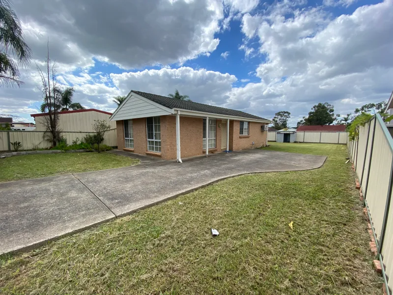 GREAT HOME, AMPLE PARKING, GREAT LOCATION