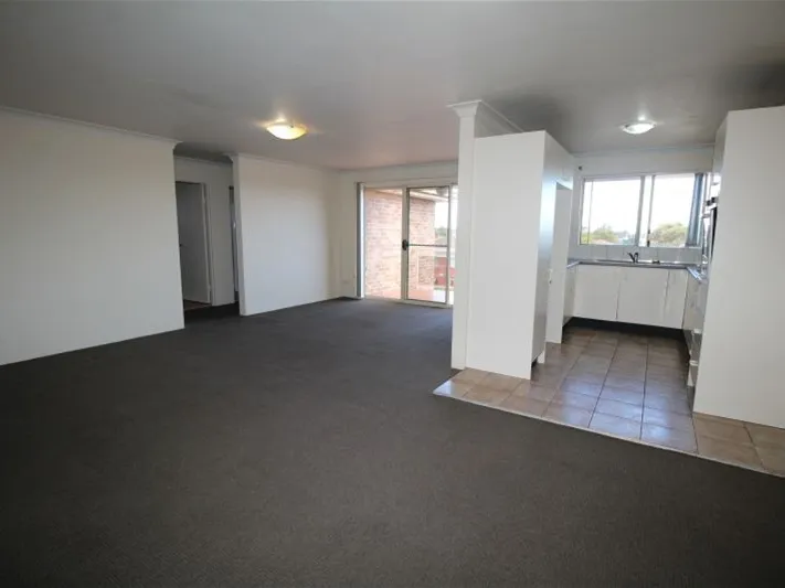 LARGE 2 BEDROOM UNIT WITH GARAGE