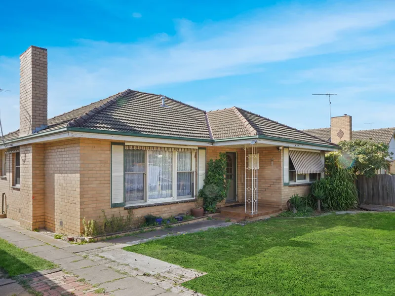 Prime location in premier suburb