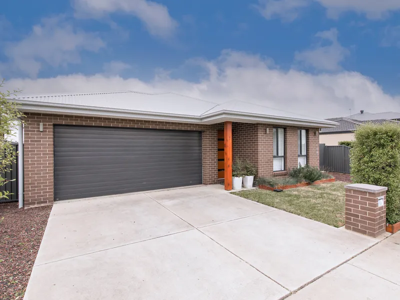 Stunning Well Presented Family Home In Lucas