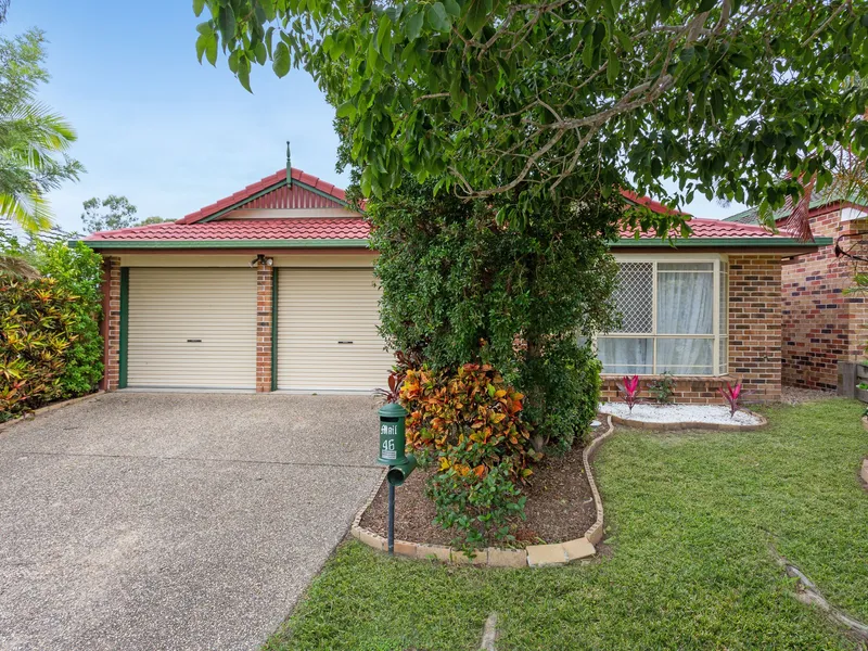 LAKESIDE VILLAGE LIVING