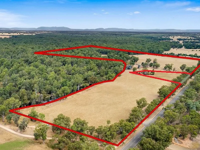 1664 Wangaratta-Yarrawonga Rd Killawarra 40.95 Ha 101 Acres