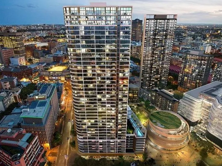 Luxury One Bed Plus Study in Darling Square with Car Spot