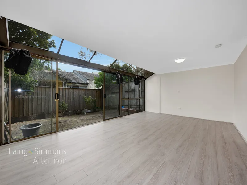 Spacious, Bright & Airy Townhouse (Cat Friendly)