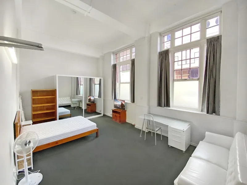 Large Room in Boarding House 