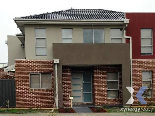 Townhouse in great location!!