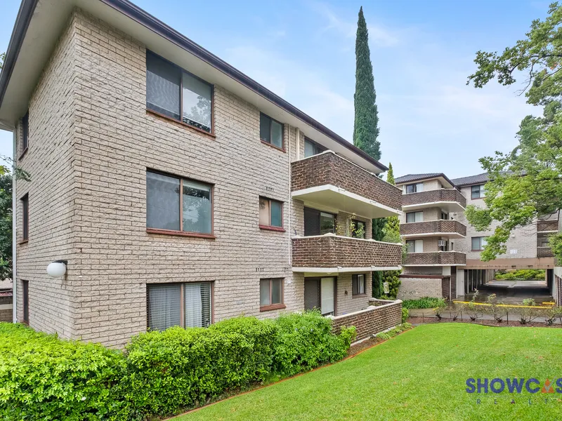 North Facing, Ultra Convenient Location