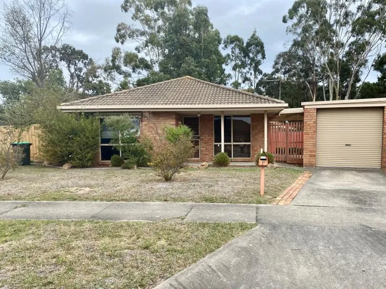 TWO BEDROOM TOWNHOUSE IN WEST END