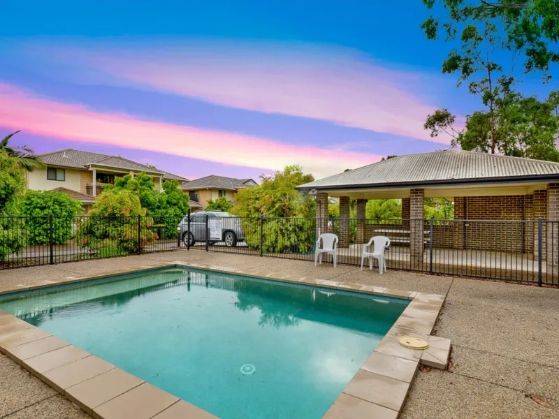 Spacious 3-Bedroom Townhouse for Rent in Prime Calamvale Location