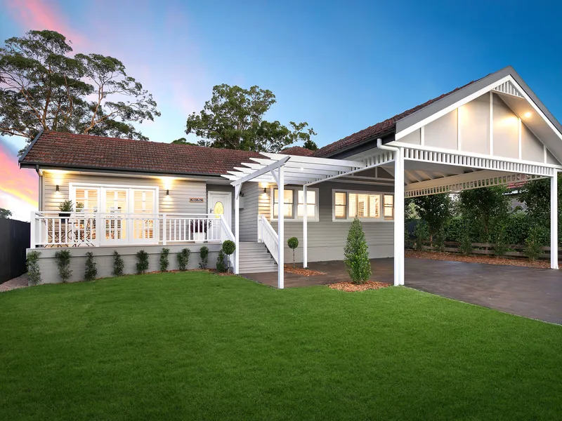 Single level stunner in premier location