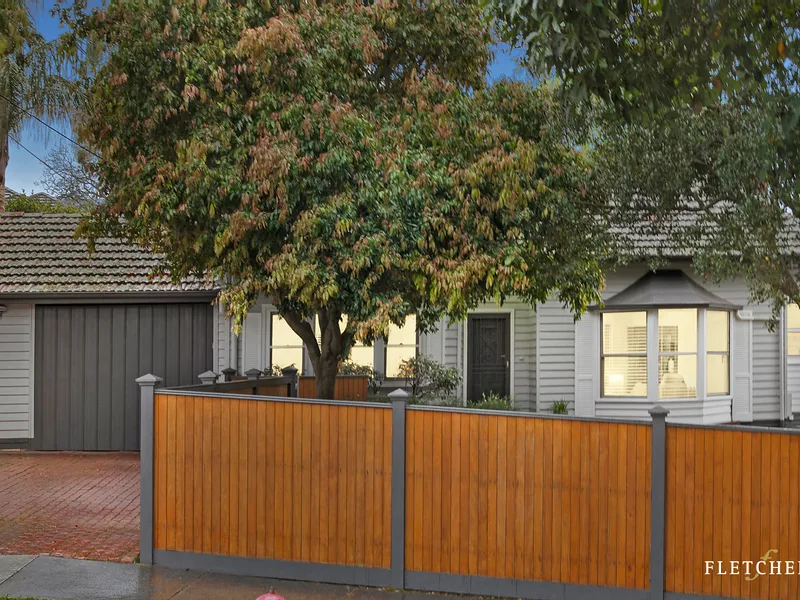 Polish and privacy in a cherished parkland pocket