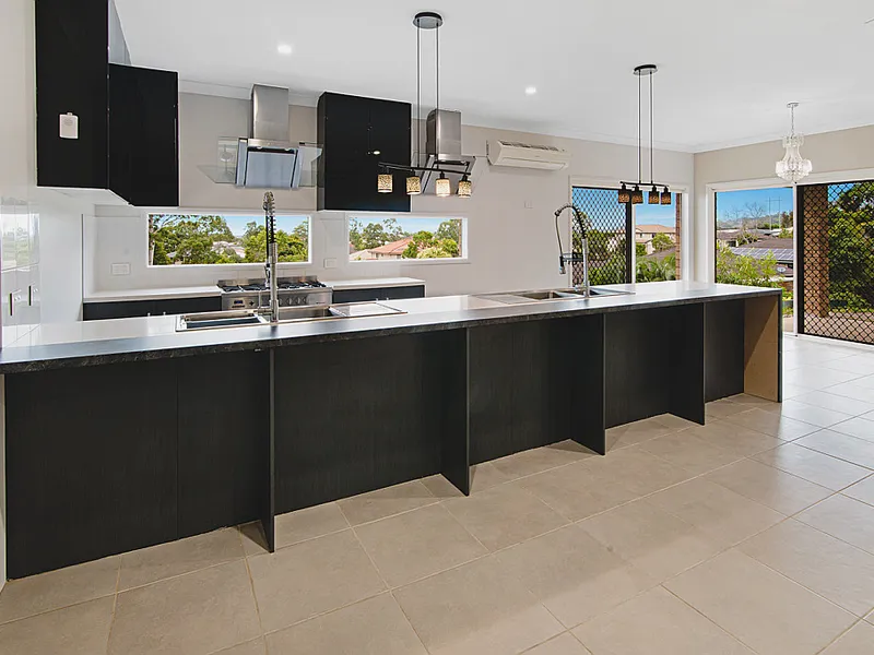 MODERN HOME, FRESHLY PAINTED AND CONVENIENTLY LOCATED!