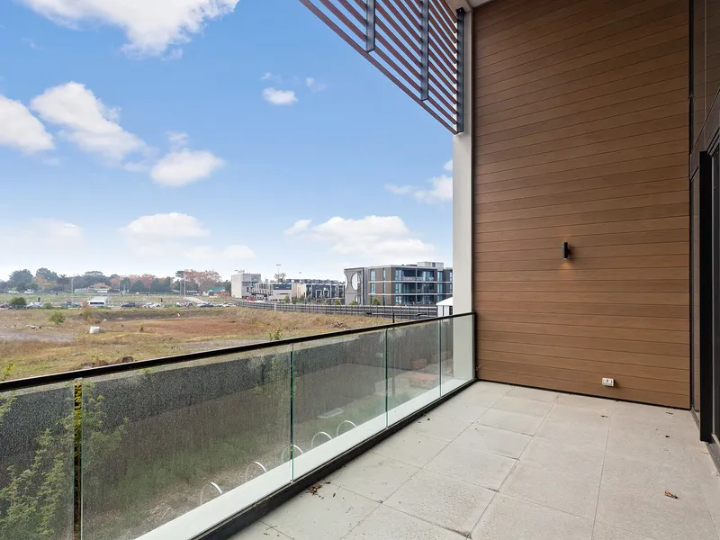 High end, very spacious with loads of natural light