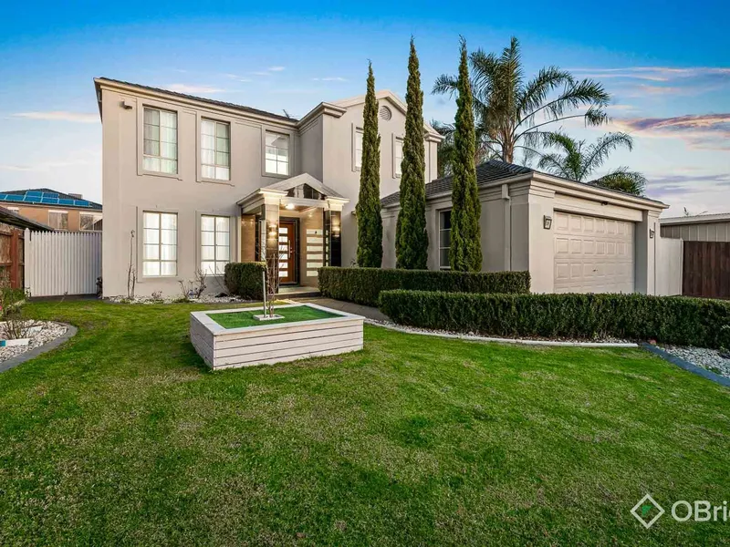 Spacious 5 Bedroom House, ready for a family to call home.