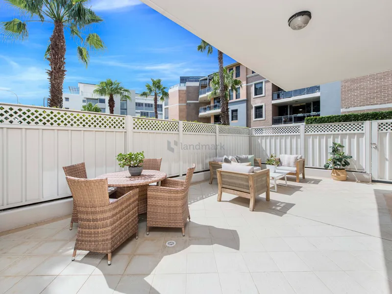 Sun-drenched Courtyard Entertainer