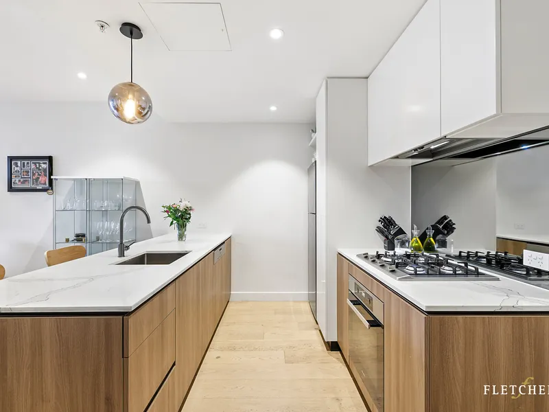 Pristinely presented with park side pleasure