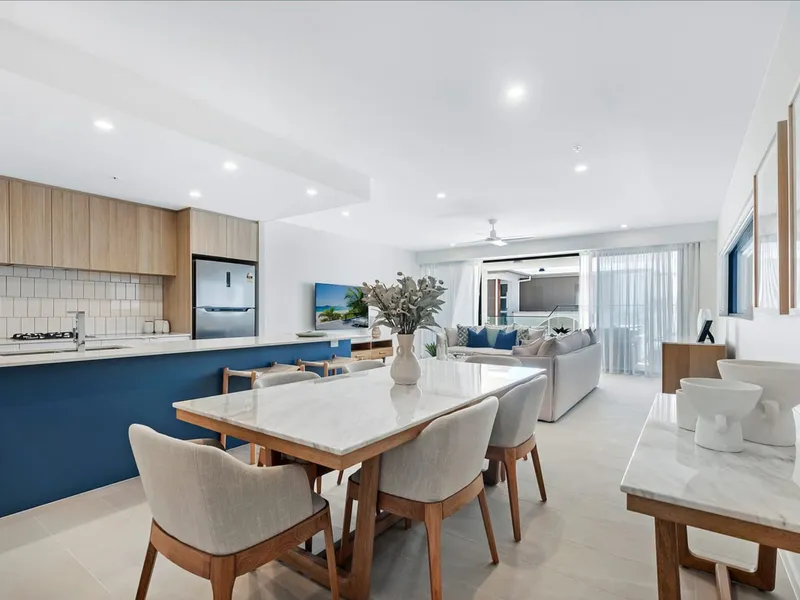 Fully furnished beachside living in Tugun!
