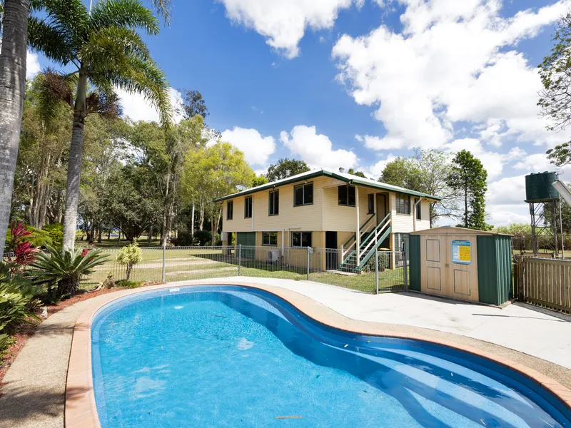 Charming Acreage Just Minutes from Marian