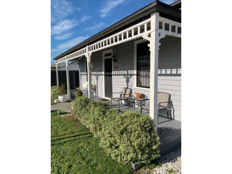 Neat Cottage in Latrobe