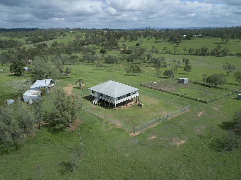 Lockyer Valley horse property