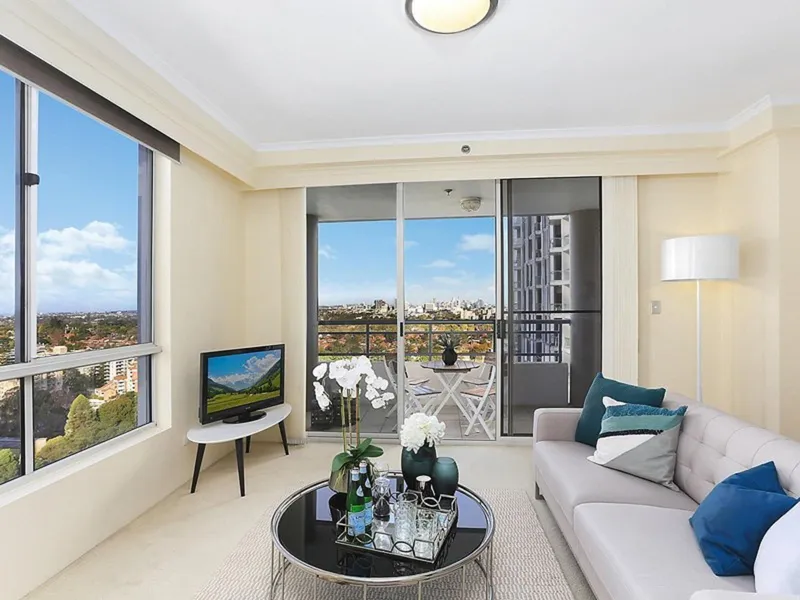 Spacious Apartment with Breathtaking Views