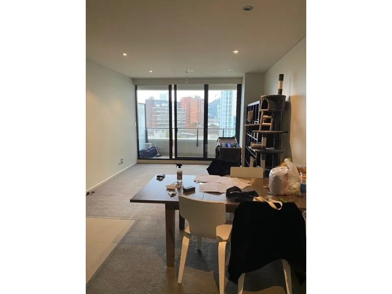 Massive One Bedroom Apartment with great city view  in CBD - PREMIUM LOCATION