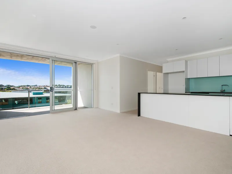 3rd level apartment with views.. Must Inspect !