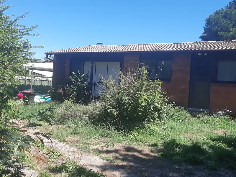 3 bedroom house on large 815sqm block